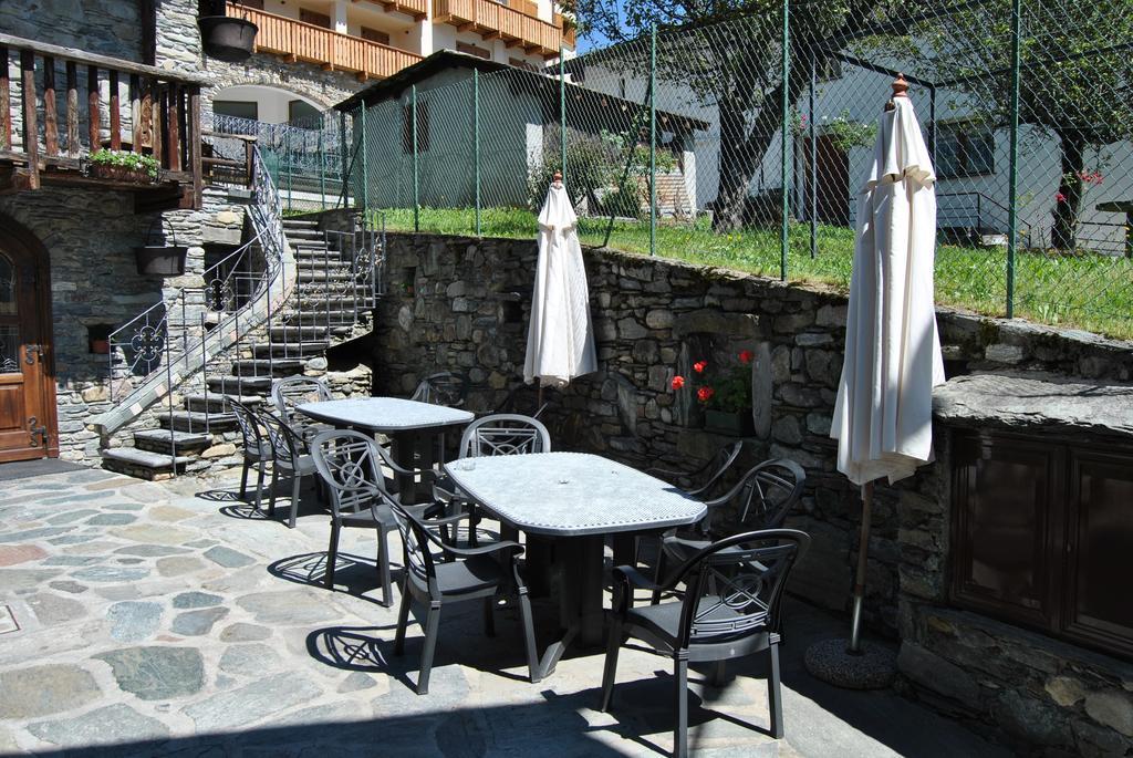 Casa Vacanza La Rocca Chiesa in Valmalenco Exterior foto