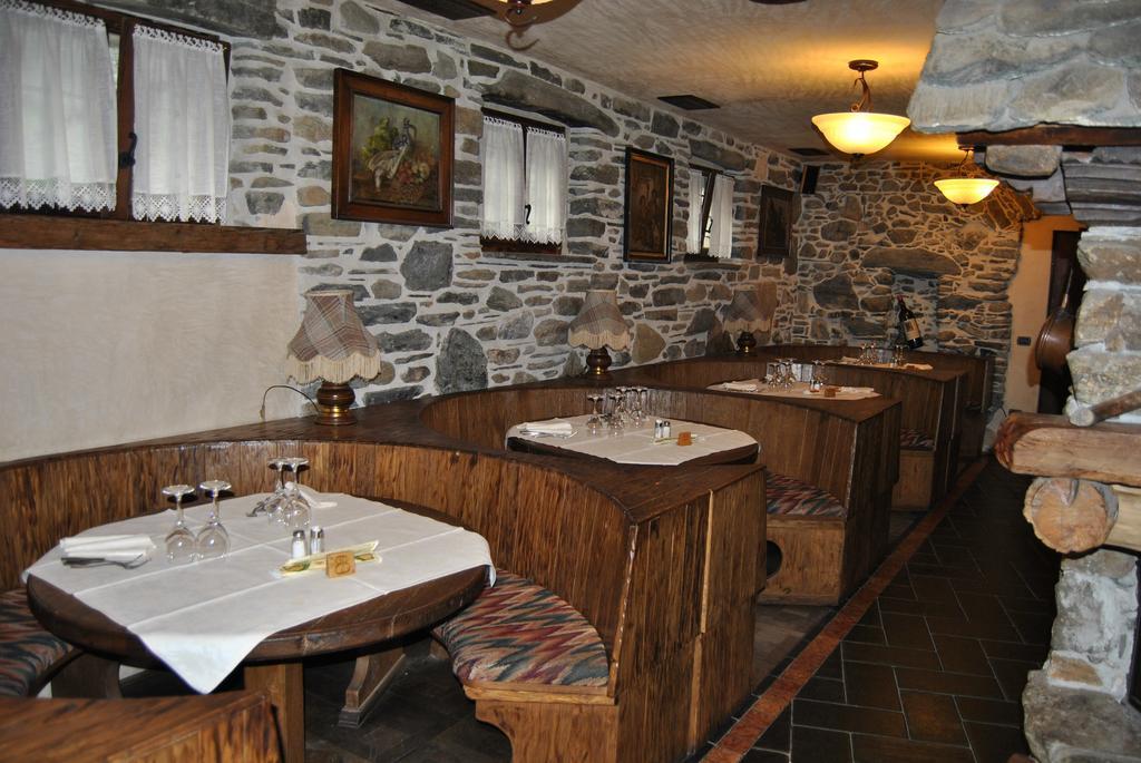 Casa Vacanza La Rocca Chiesa in Valmalenco Exterior foto