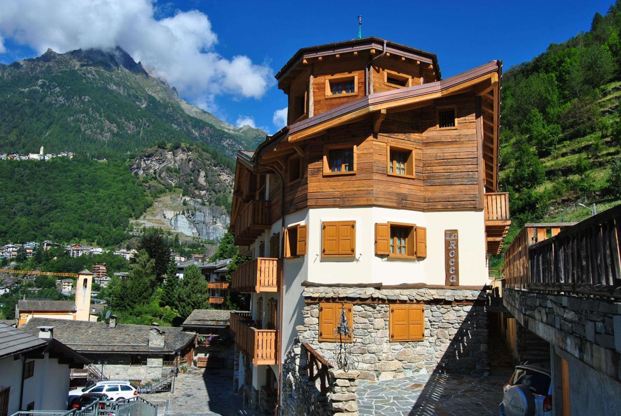 Casa Vacanza La Rocca Chiesa in Valmalenco Exterior foto
